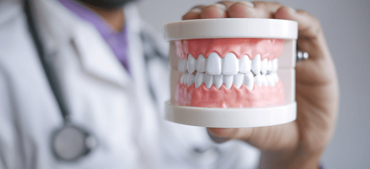 入れ歯で多い“5つのお悩み”をわかりやすく整理